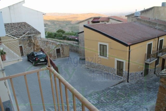 CASA CASTAGNA VIA PALERMO - PROPERTY IN SICILY