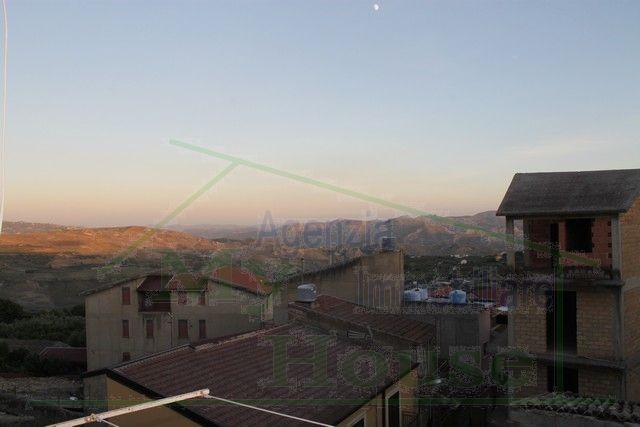 CASA CASTAGNA VIA PALERMO - PROPERTY IN SICILY