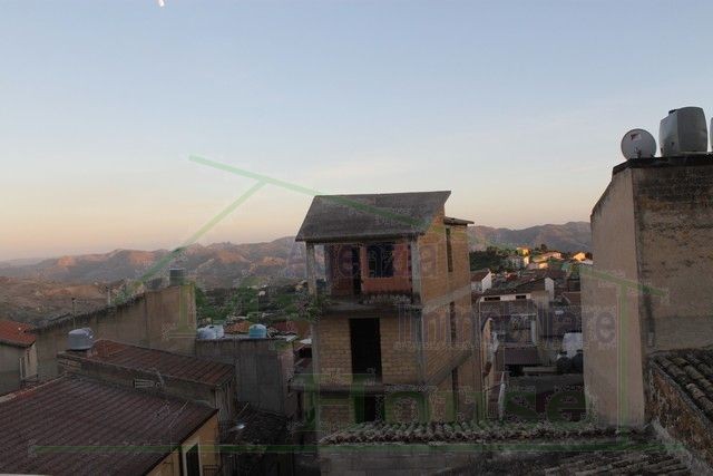 CASA CASTAGNA VIA PALERMO - PROPERTY IN SICILY