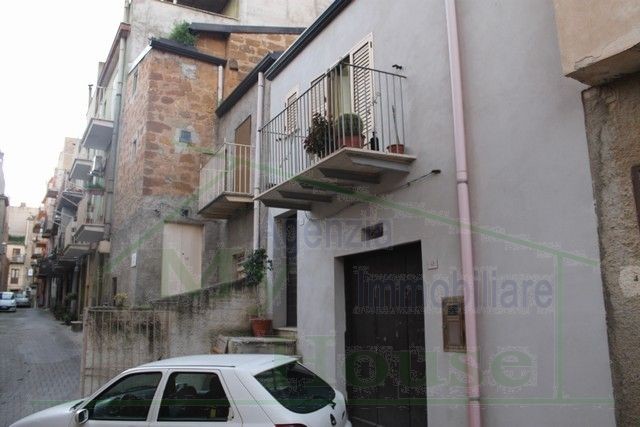 CASA FRAGOLA - CORTILE ARCURI - PROPERTY IN SICILY