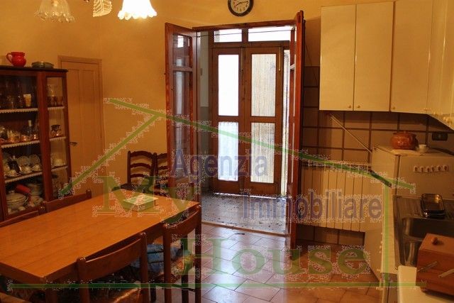 CASA DI CHIAZZA SALITA CARMELO - PROPERTY IN SICILY
