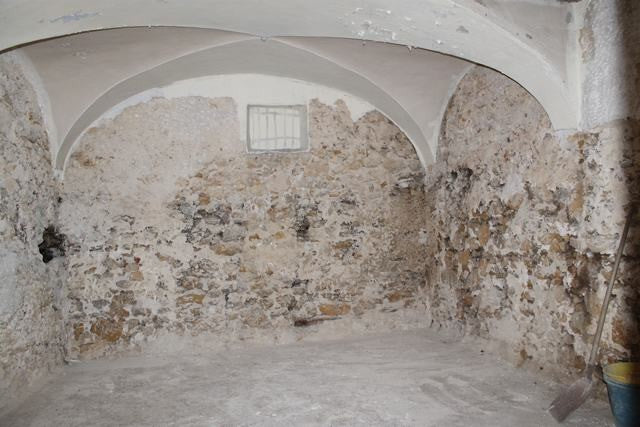 CASA SIRACUSA VIA SETTICASI E VIA SCAVUZZO