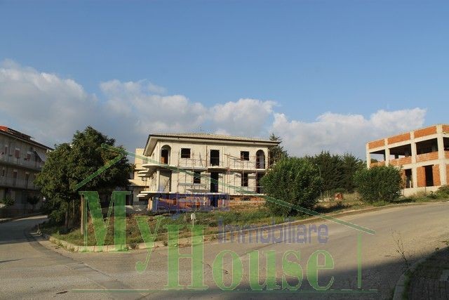 TERRENO EDIFICABLE PROVENZANO - VIA LEOPARDI E VIA VERGA
