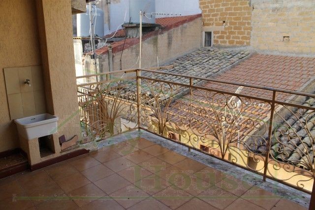 CASA DI PRAZZA VIA CRISPI - PROPERTY IN SICILY