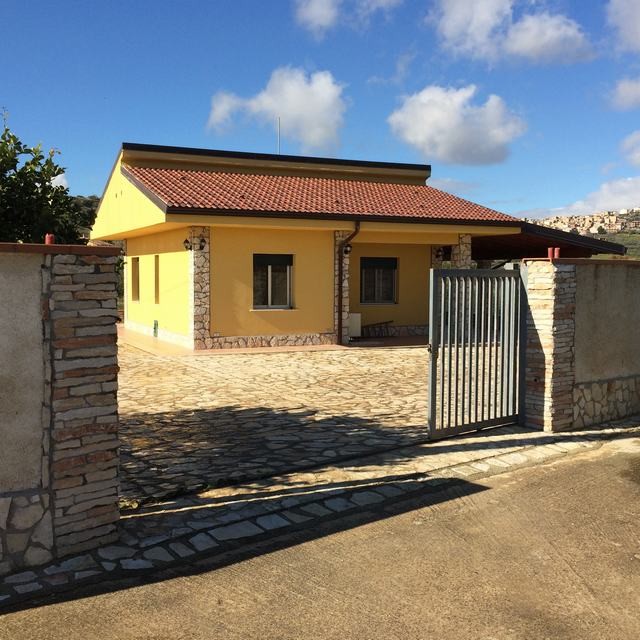 VILLA VITO - CONTRADA MENNOLA