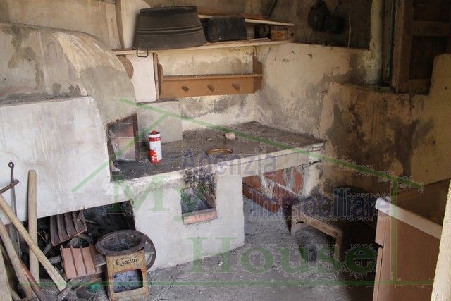 HOUSE AND LAND PARRINO IN CONTRADA CABIBI (ALESSANDRIA)