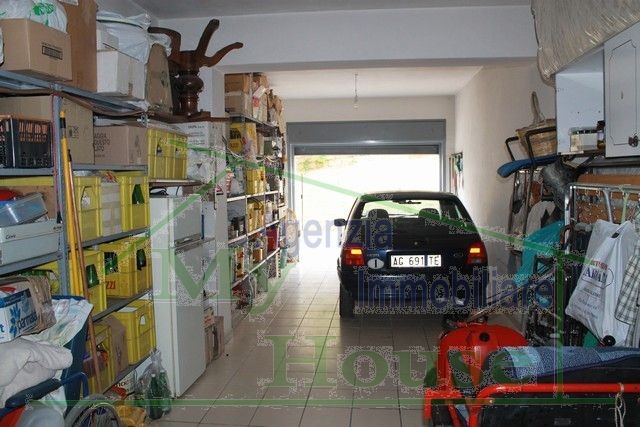 APT POLLARI VIA GIORGIO LA PIRA