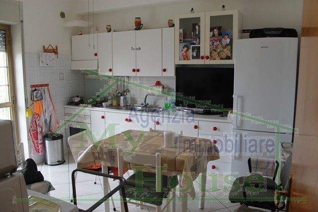 APT POLLARI VIA GIORGIO LA PIRA