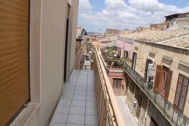 CASA PULIZZI VIA SIRACUSA - PROPERTY IN SICILY
