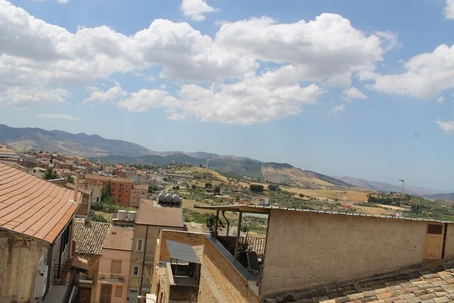 CASA PULIZZI VIA SIRACUSA - PROPERTY IN SICILY