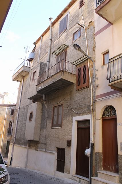 CASA PENSATO – VICOLO MULE' E SALITA CARMELO