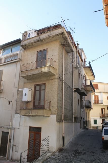 CASA PENSATO – VICOLO MULE' E SALITA CARMELO