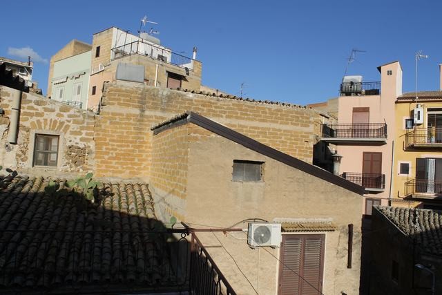 CASA PENSATO – VICOLO MULE' E SALITA CARMELO