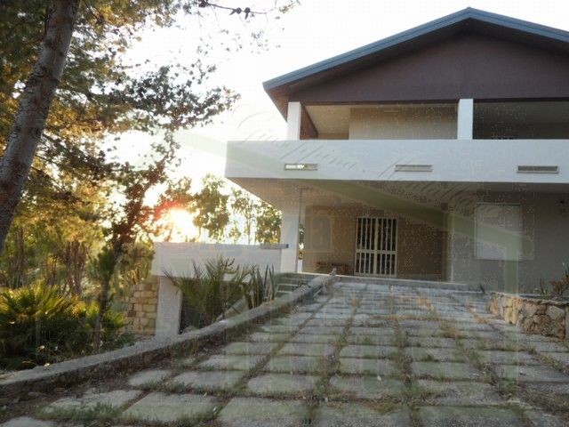 PRESTIGIOSA VILLA A SECCGRANDE