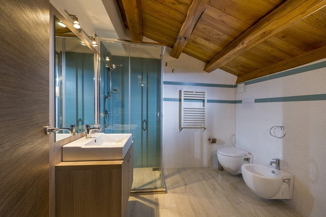 VILLA A SCOPELLO