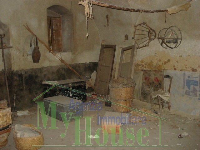 CASA FRANCESCA VIA CALDERAI - PROPERTY IN SICILY