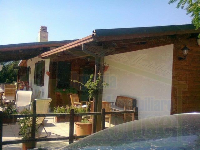 VILLA PANORAMICA A VILLAFRATI