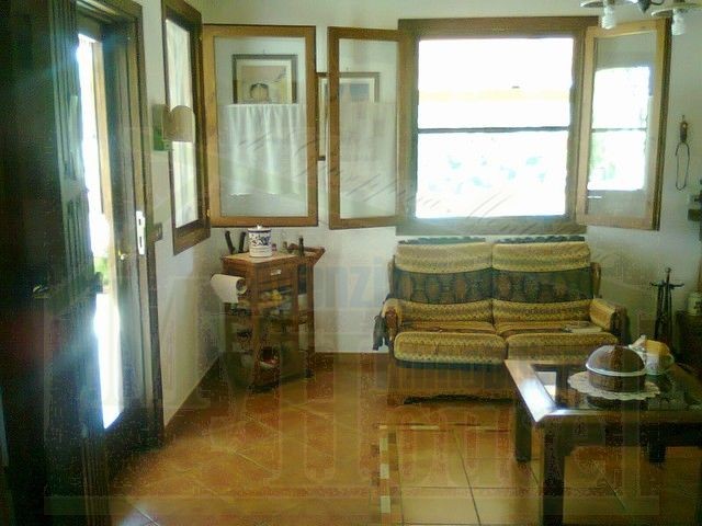 VILLA PANORAMICA A VILLAFRATI