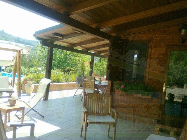 VILLA PANORAMICA A VILLAFRATI