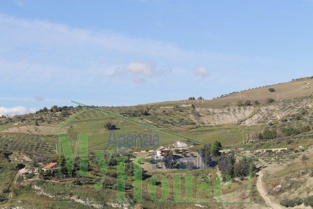 TERRENO FERRO CONTRADA QUARTO DI ROCCHI