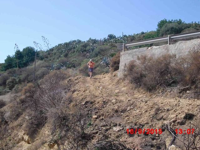 FANTASTICO TERRENO LUNGO LA COSTA SUD - PERGOLE REALMONTE