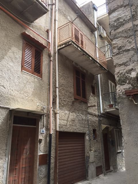 CASA MICCICHE' – ALESSANDRIA DELLA ROCCA