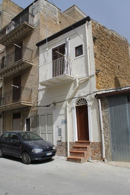 MILIOTO HOUSE GENTILE STREET