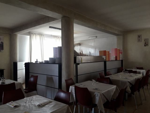 VENDESI ATTIVITA' COMMERCIALE - ALESSANDRIA DELLA ROCCA
