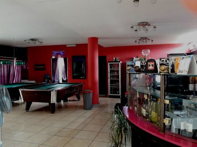 VENDESI ATTIVITA' COMMERCIALE - ALESSANDRIA DELLA ROCCA