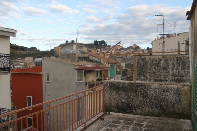 CASA SETTICASI – VIA MANZONI (ALESSANDRIA)