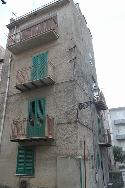 CASA SETTICASI – VIA MANZONI (ALESSANDRIA)