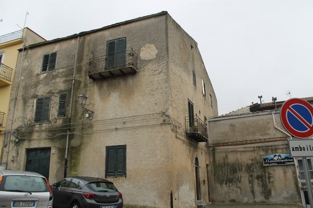 CASA PIZZUTO – SANTO STEFANO QUISQUINA