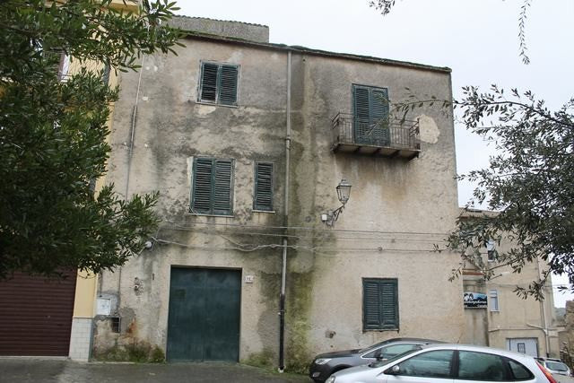 CASA PIZZUTO – SANTO STEFANO QUISQUINA