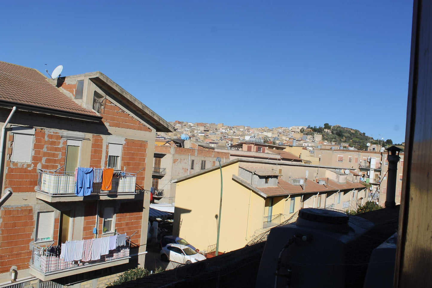 ANGEL HOUSE - SAN GREGORIO MAGNO STREET