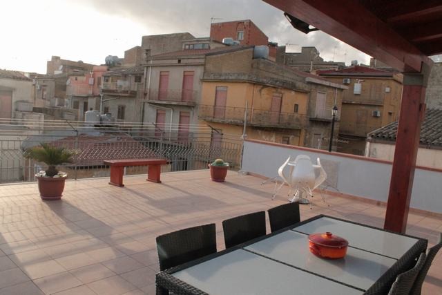 APT ABELLA – SALITA REGINA ELENA E VIA ROCCAFORTE