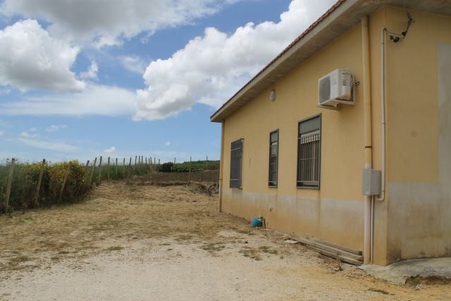 HOUSE AND LAND CARUSO – ZONA CAMPO SPORTIVO