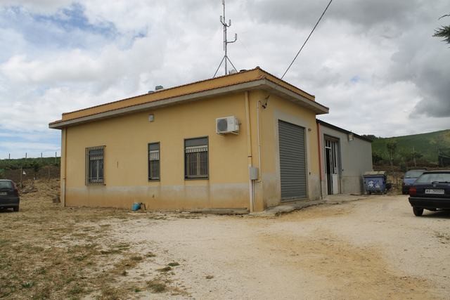 HOUSE AND LAND CARUSO – ZONA CAMPO SPORTIVO