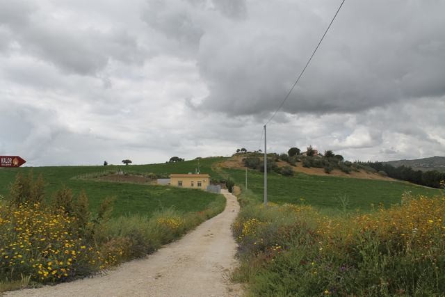 HOUSE AND LAND CARUSO – ZONA CAMPO SPORTIVO