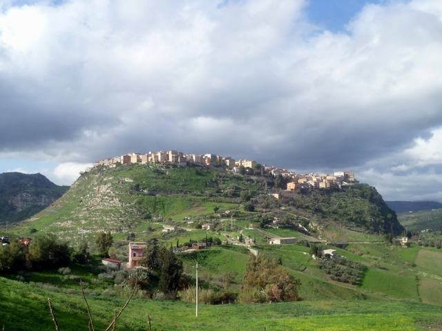 APT TUTTOLOMONDO – SANT'ANGELO MUXARO