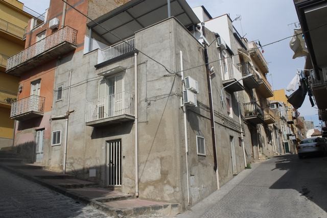 CASA CARUBIA SALITA 16 MARZO