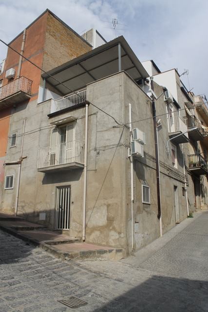 CASA CARUBIA SALITA 16 MARZO