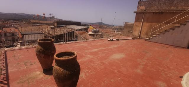 PALAZZINA PANORAMICA AUTONOMA CUFFARO VIA ARCURI