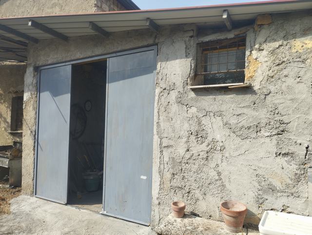 LAND AND WAREHOUSE BELLONE (BIVONA)