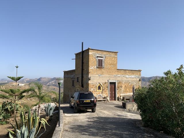 VILLA PIAZZA CONTRADA NANNU CIANCIANA