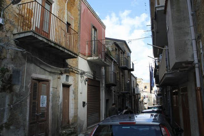 CASA SIRACUSA  VIA SCAVUZZO