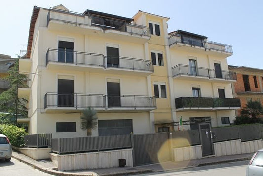 APT GIORDANO – CORSO CINQUEMANI ARURI