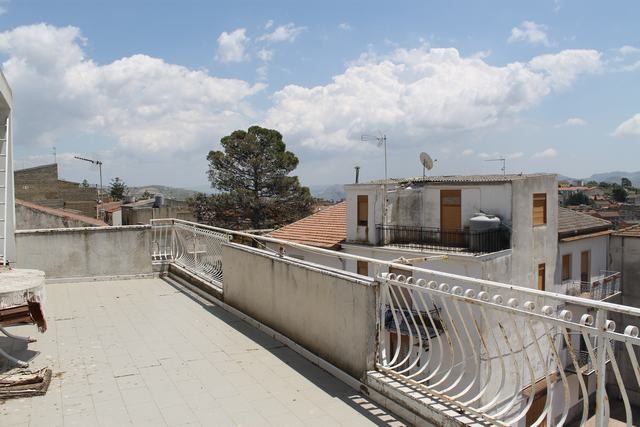 CASA TAMMUZZO PERRONE – VIA D'ANGELO E VIA DELLE SCUOLE