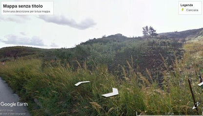 TERRENO E CASA  GRIMALDI CDA BISSANA
