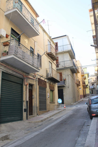 CASA SCARDINO SALITA CARMELO E VIA MONTUORO