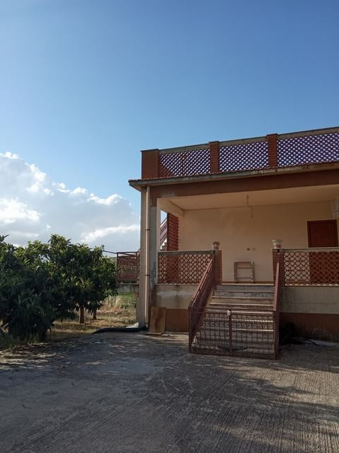 VILLA PATRIZIA – SAN PIETRO (CASTRONOVO DI SICILIA)